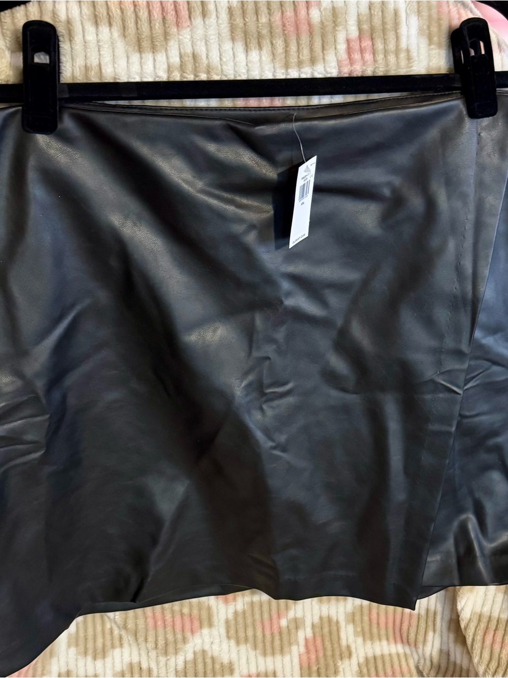 Old Navy Black Faux Leather Skirt